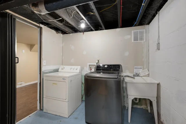 $329,000 | 1804 Harwood Avenue, Royal Oak, MI 48067