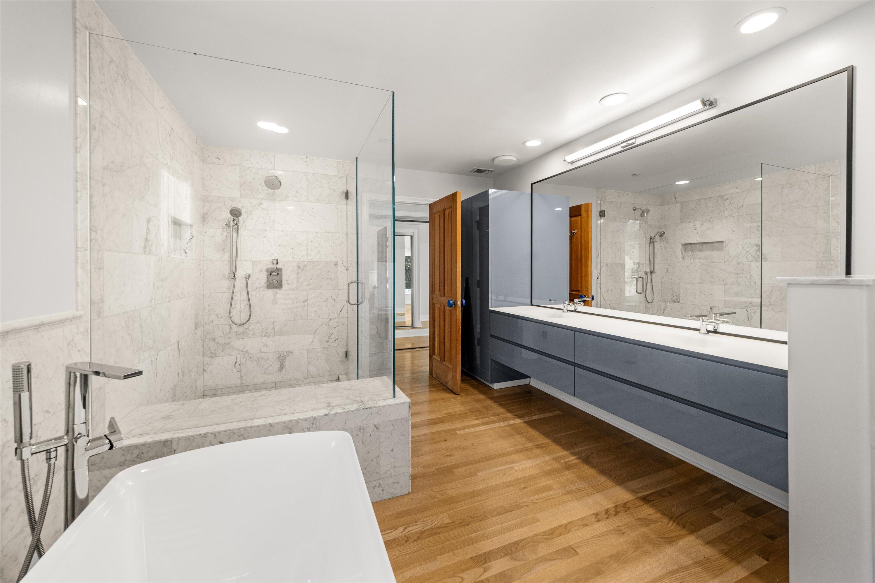 2850 Torito Road Montecito, CA 93108 - Photo 20 of 26 Primary Bathroom #1