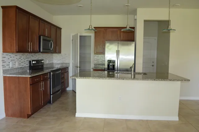 $3,450 | 4534 San Fratello Circle, Lake Worth, FL 33467