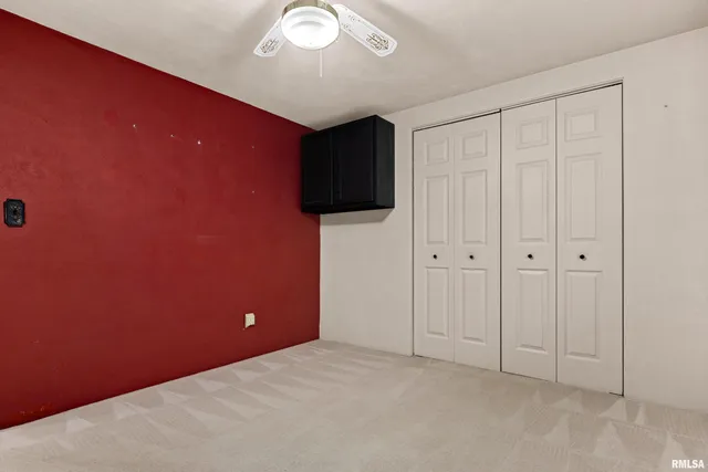 $314,900 | 1912 Highwood Avenue, Pekin, IL 61554