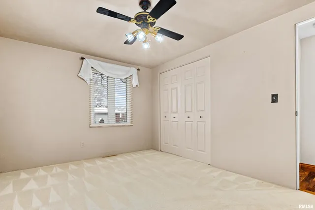 $314,900 | 1912 Highwood Avenue, Pekin, IL 61554