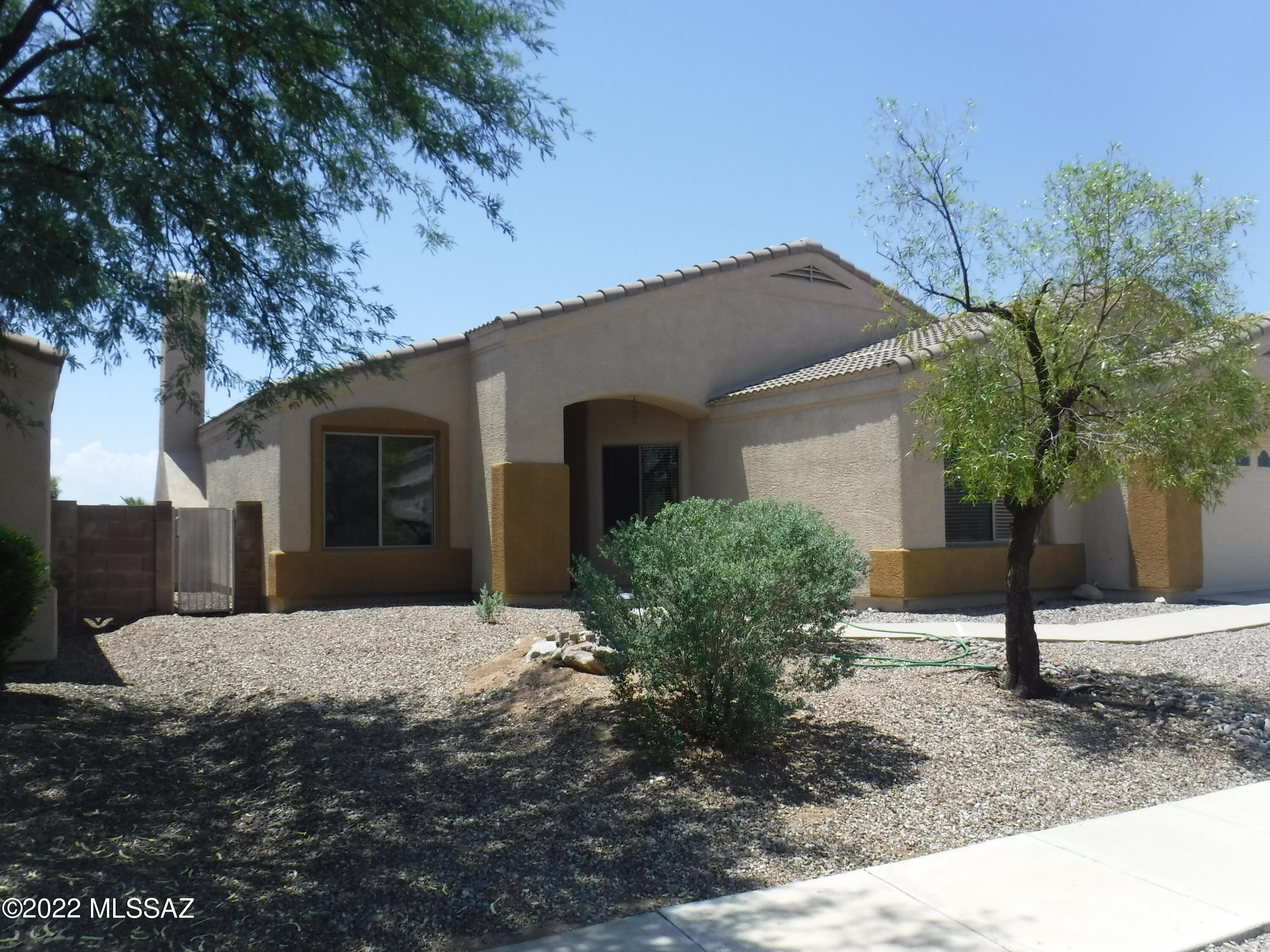 317 West Plateau Road Oro Valley, AZ 85737 - Photo 36 of 40