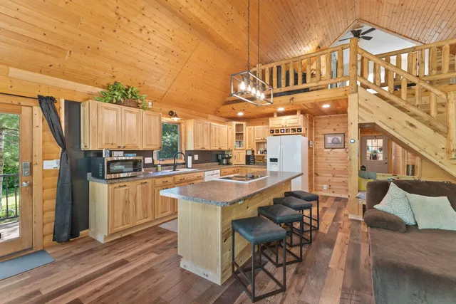 $599,900 | 29116 Pardun Road, Danbury, WI 54830