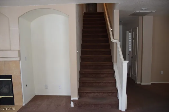 $1,950 | 8148 Finch Feather Street, Las Vegas, NV 89143