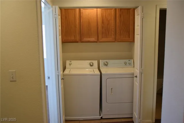 $1,950 | 8148 Finch Feather Street, Las Vegas, NV 89143