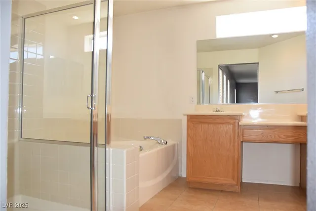 $1,950 | 8148 Finch Feather Street, Las Vegas, NV 89143