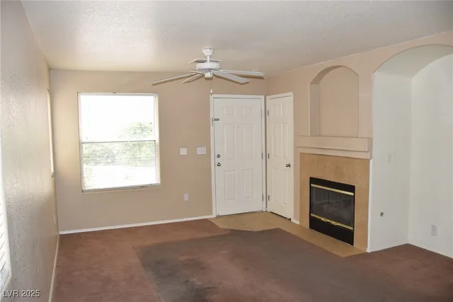 $1,950 | 8148 Finch Feather Street, Las Vegas, NV 89143