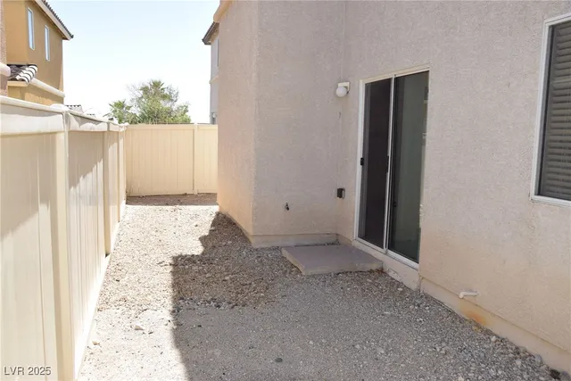 $1,950 | 8148 Finch Feather Street, Las Vegas, NV 89143