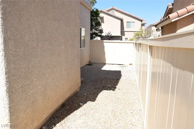 $1,950 | 8148 Finch Feather Street, Las Vegas, NV 89143