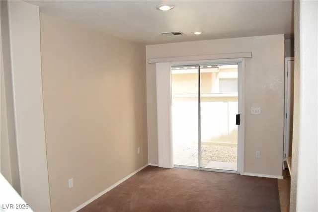 $1,950 | 8148 Finch Feather Street, Las Vegas, NV 89143