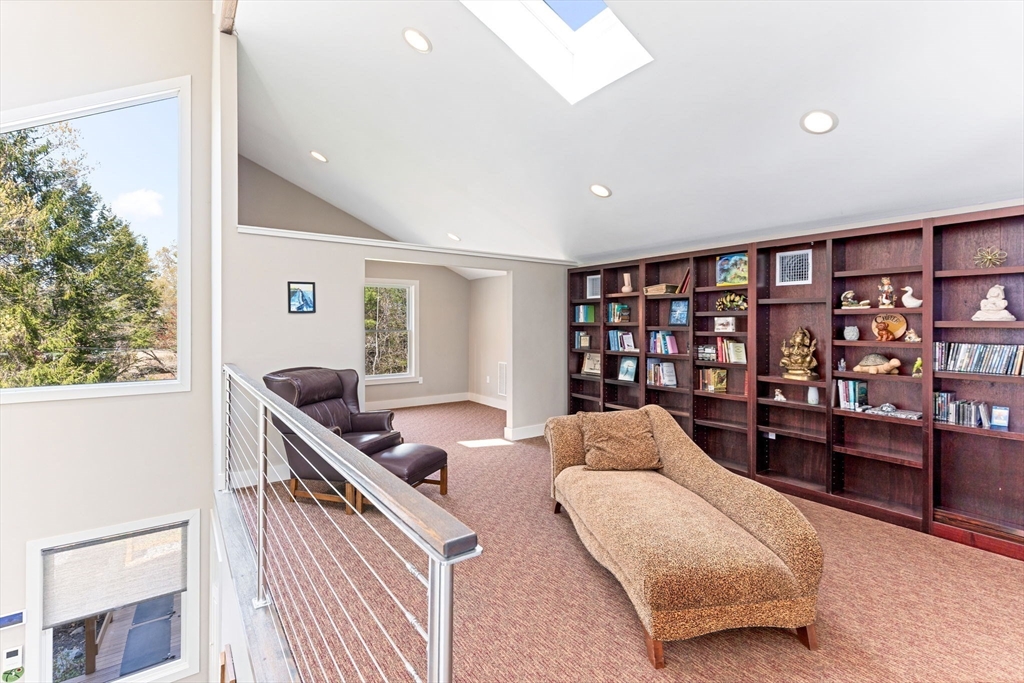 8 Dunham Road Freetown, MA 02702 - Photo 22 of 38