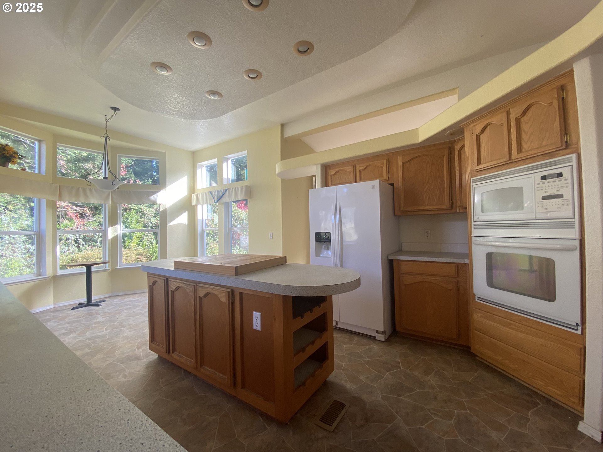 30 Winchuck River Road Brookings, OR 97415 - Photo 19 of 45 Kitchen