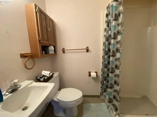 $1,200,000 | 30 Winchuck River Road, Brookings, OR 97415