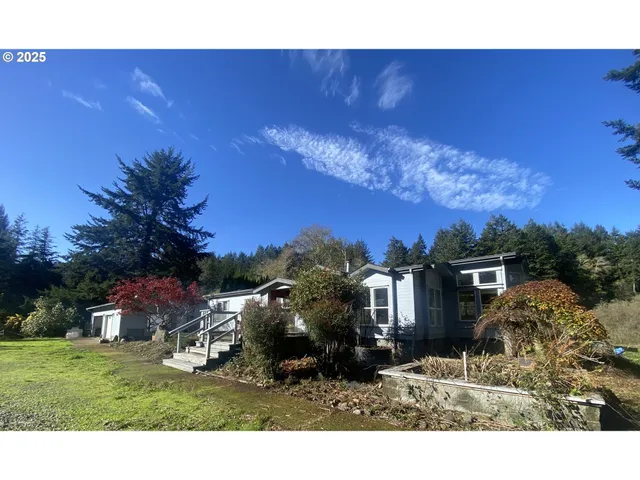 $1,200,000 | 30 Winchuck River Road, Brookings, OR 97415