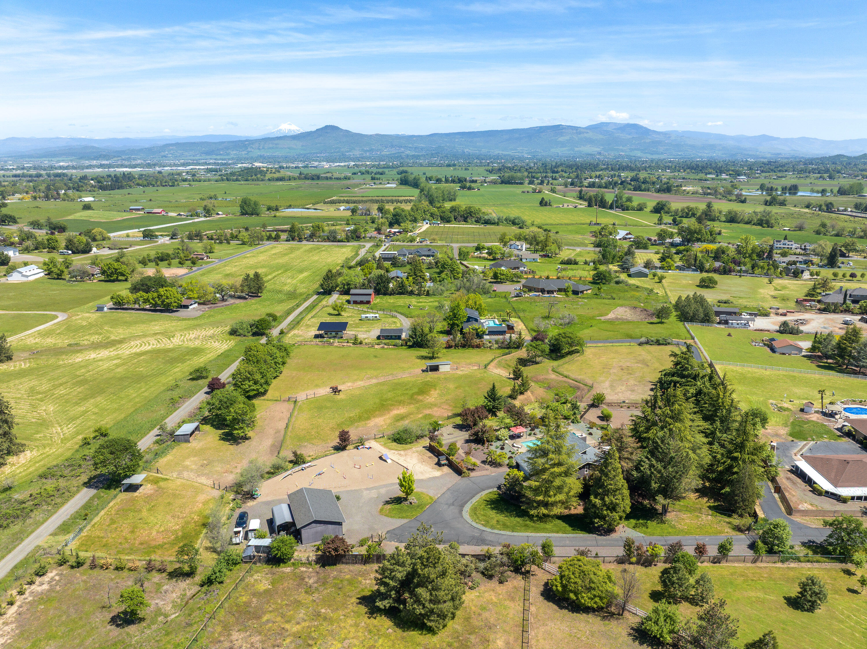 3715 Livingston Road Central Point, OR 97502 - Photo 63 of 67 Gallery Image 63