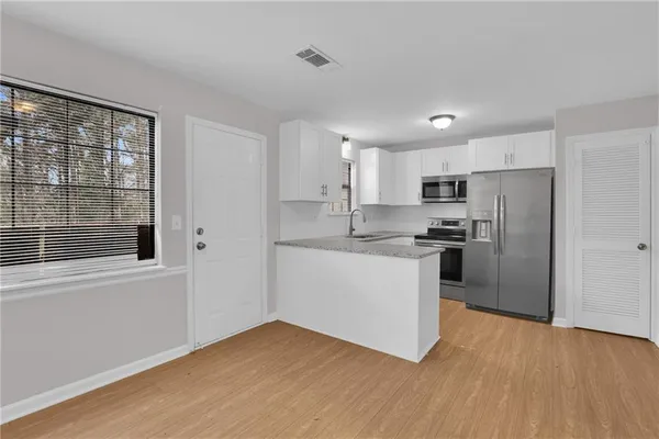 $1,700 | 3033 Parkside Court, Snellville, GA 30078