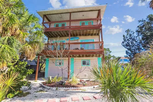 $1,295,000 | 12201 Gulf Boulevard, Treasure Island, FL 33706