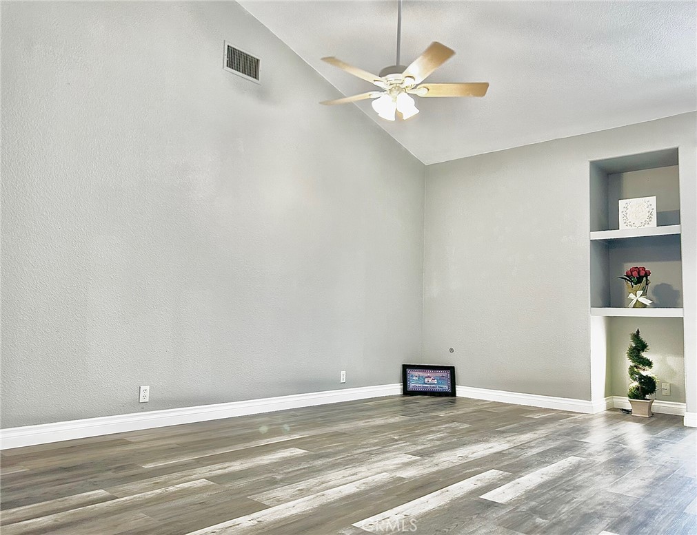 68261 Riviera Road Cathedral City, CA 92234 - Photo 8 of 17