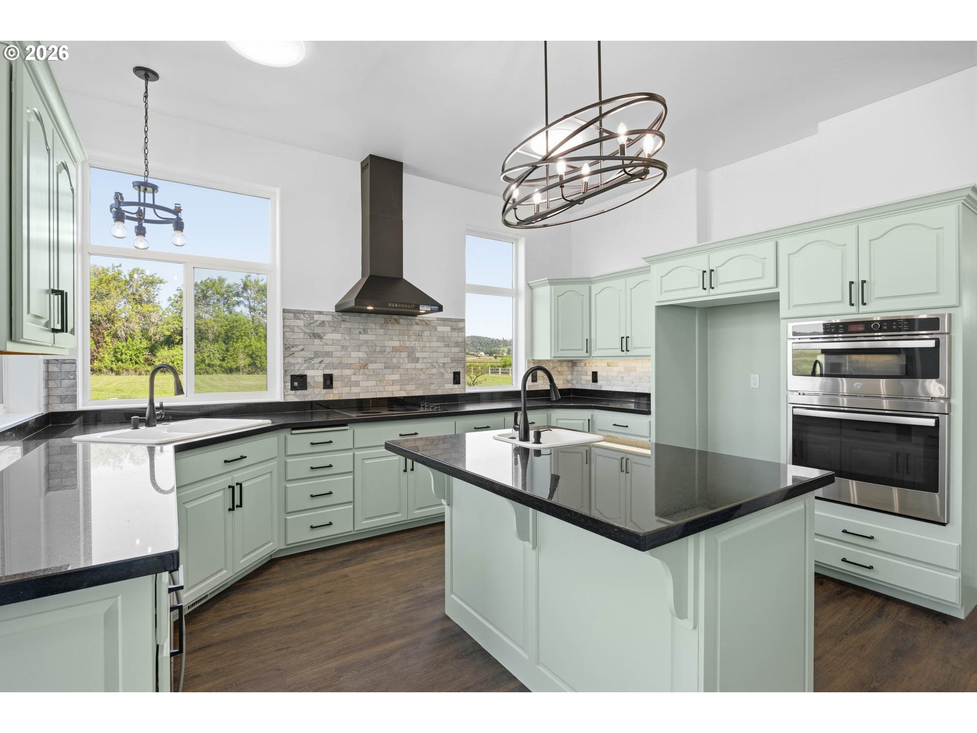 475 Curry Road Roseburg, OR 97471 - Photo 8 of 48 Kitchen