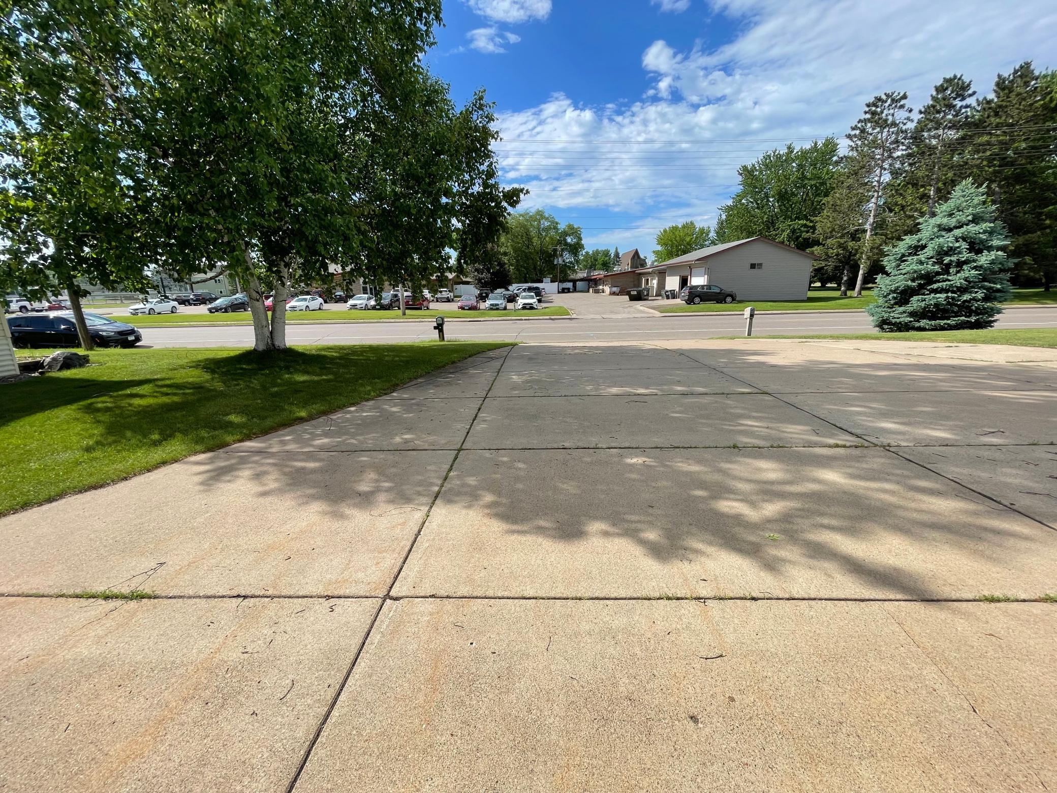 708 1st Street East Milaca, MN 56353 - Photo 5 of 34
