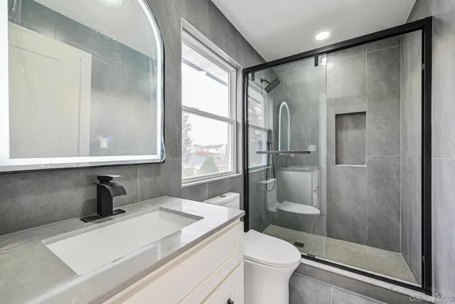 $979,000 | 44 Catherine Avenue, Franklin Square, NY 11010