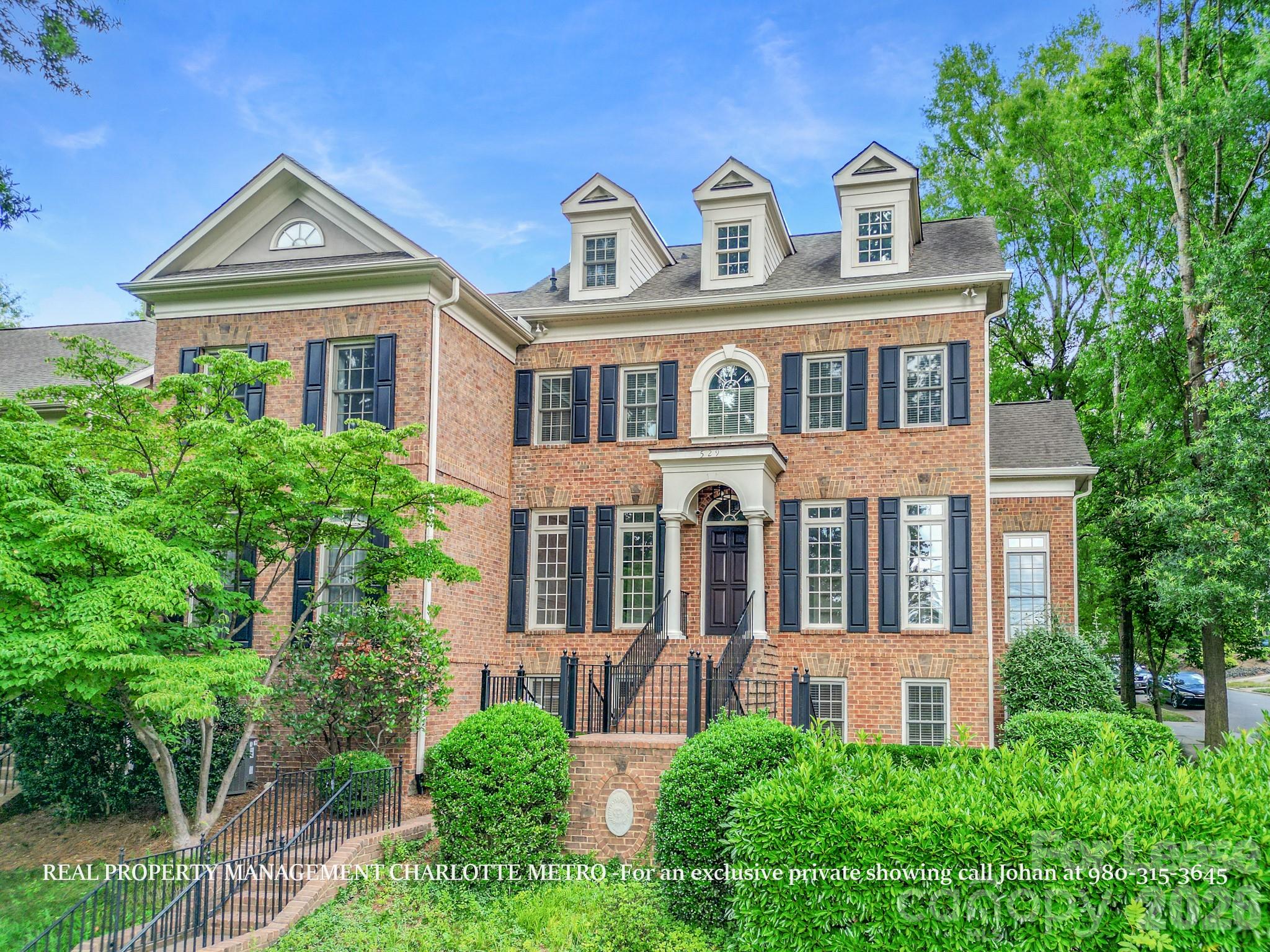 529 Queens Road Charlotte, NC 28207 - Photo 1 of 40