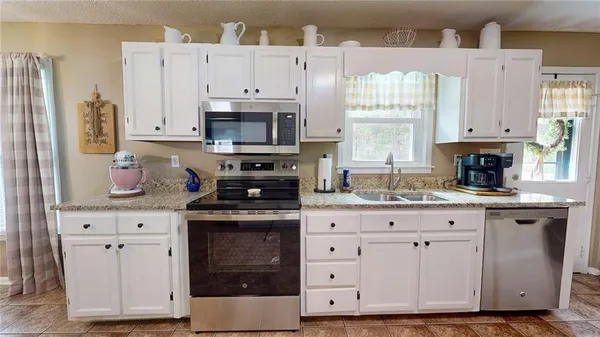 $319,900 | 33 East Boxwood Drive Southeast, Cartersville, GA 30121