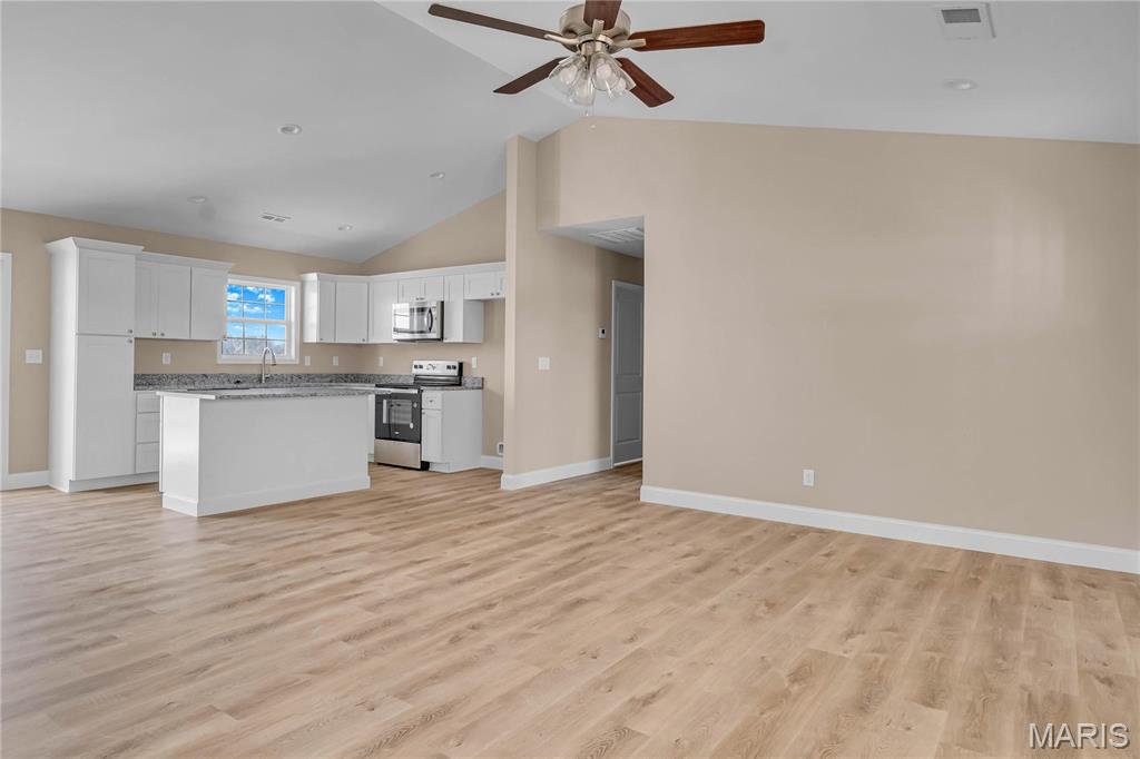 8 Bluebell Lane Jackson, MO 63755 - Photo 4 of 19