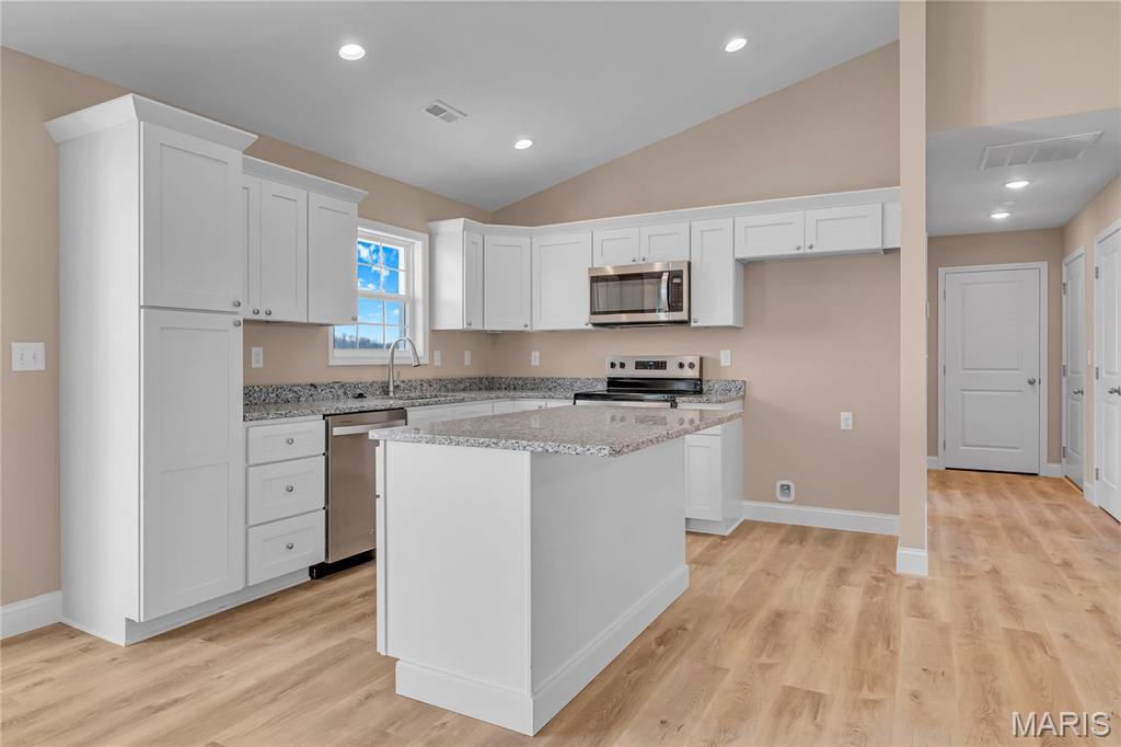 8 Bluebell Lane Jackson, MO 63755 - Photo 7 of 19