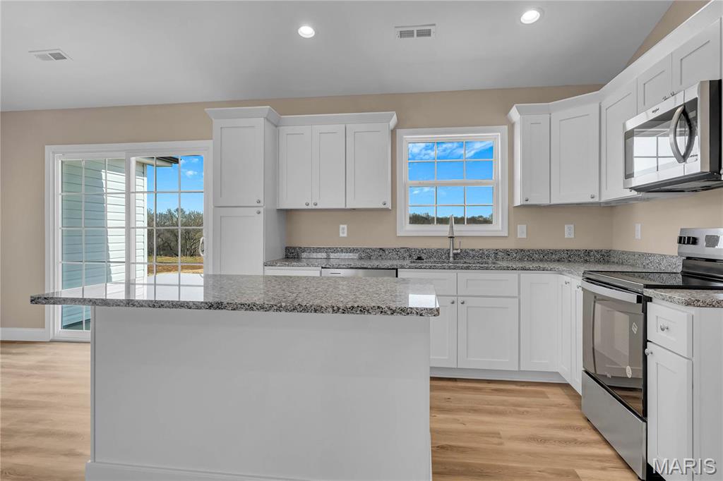 8 Bluebell Lane Jackson, MO 63755 - Photo 8 of 19