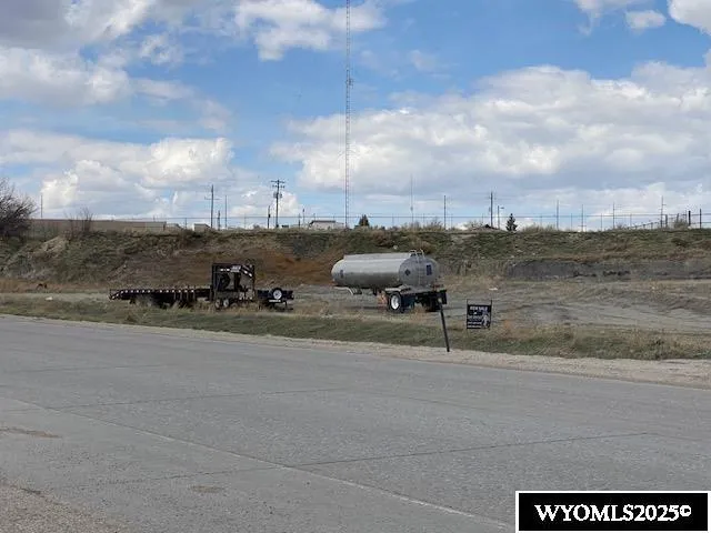 $179,000 | Salt Creek Hwy Mills, Casper, WY 82601