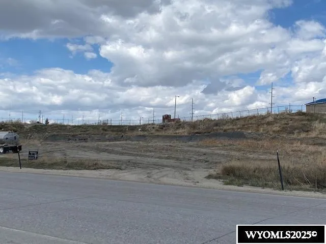 $179,000 | Salt Creek Hwy Mills, Casper, WY 82601