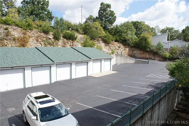 $359,900 | 807 Harbour Towne Drive, Unit 807E, Lake Ozark, MO 65049