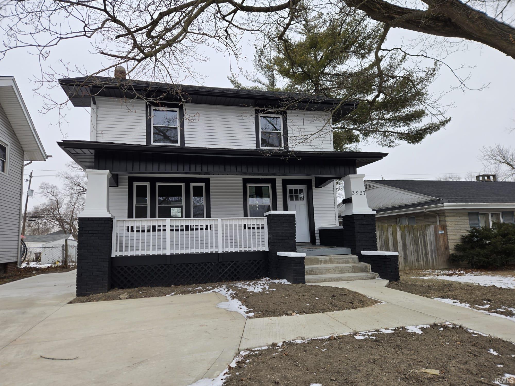 3927 Fairfield Avenue Fort Wayne, IN 46807 - Photo 2 of 29