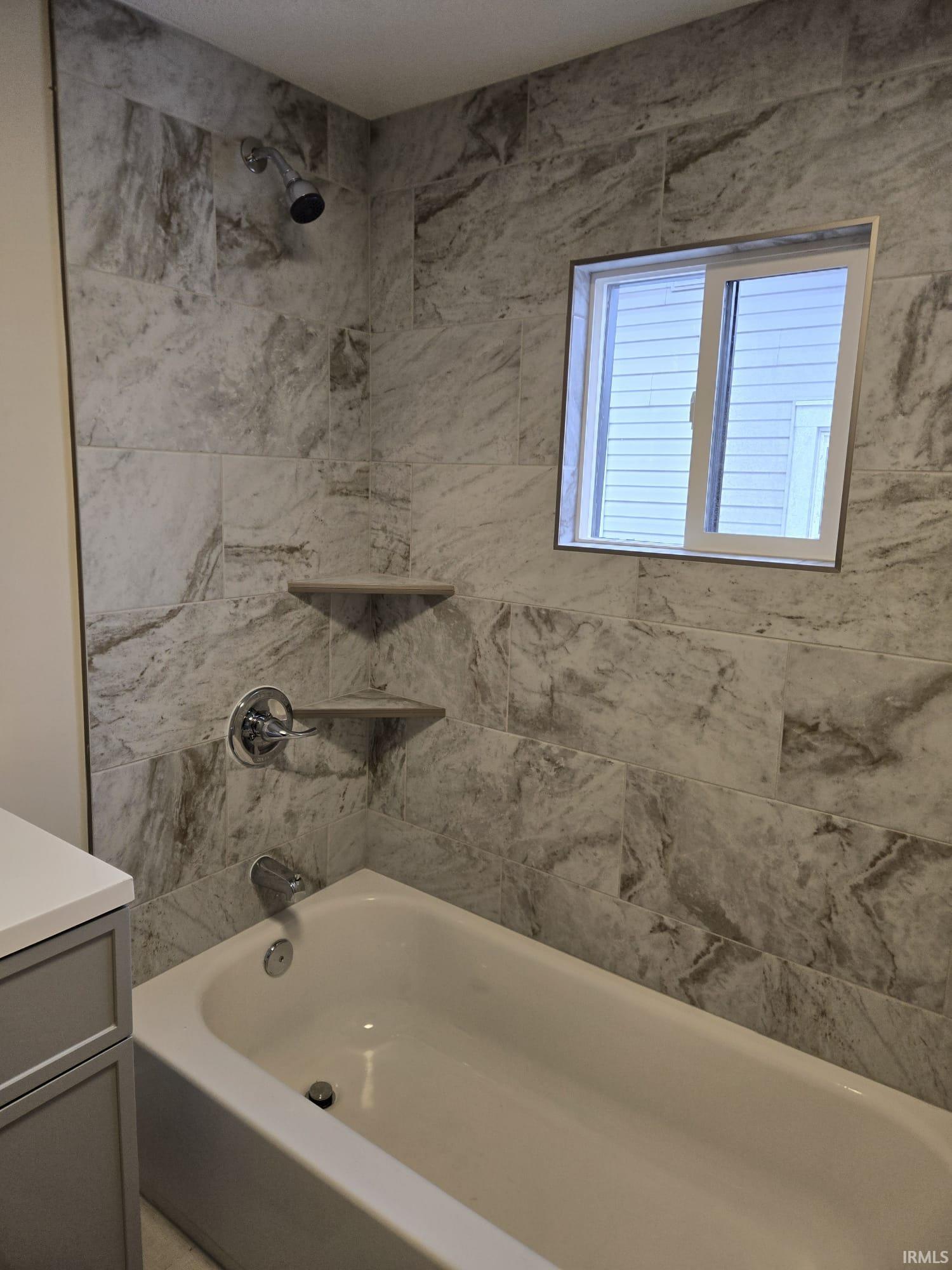 3927 Fairfield Avenue Fort Wayne, IN 46807 - Photo 22 of 29