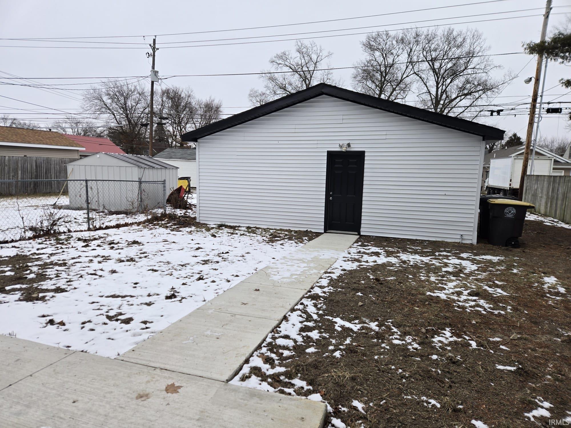 3927 Fairfield Avenue Fort Wayne, IN 46807 - Photo 26 of 29