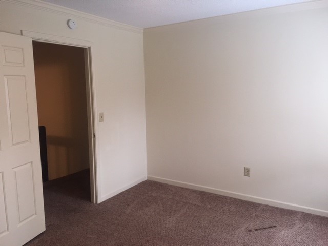 200 Woody Road, Unit 31 Pendleton, SC 29670 - Photo 7 of 10 1st bedroom