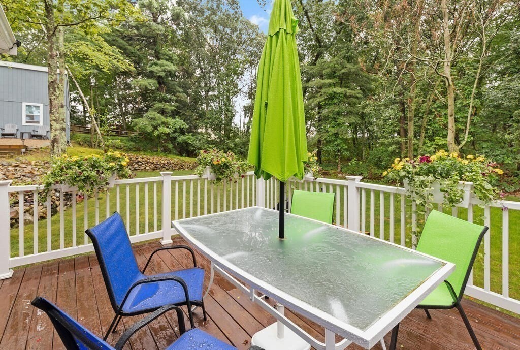 23 Vale Road Wakefield, MA 01880 - Photo 24 of 33