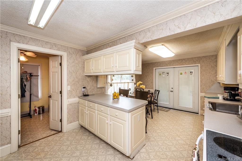 2001 Ridge Road Monroe, NC 28110 - Photo 11 of 25 Gallery Image 11