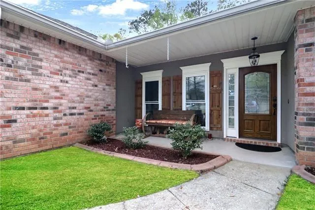 $2,700 | 824 Destin Street, Mandeville, LA 70448