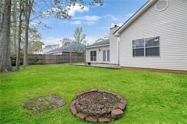$2,600 | 824 Destin Street, Mandeville, LA 70448