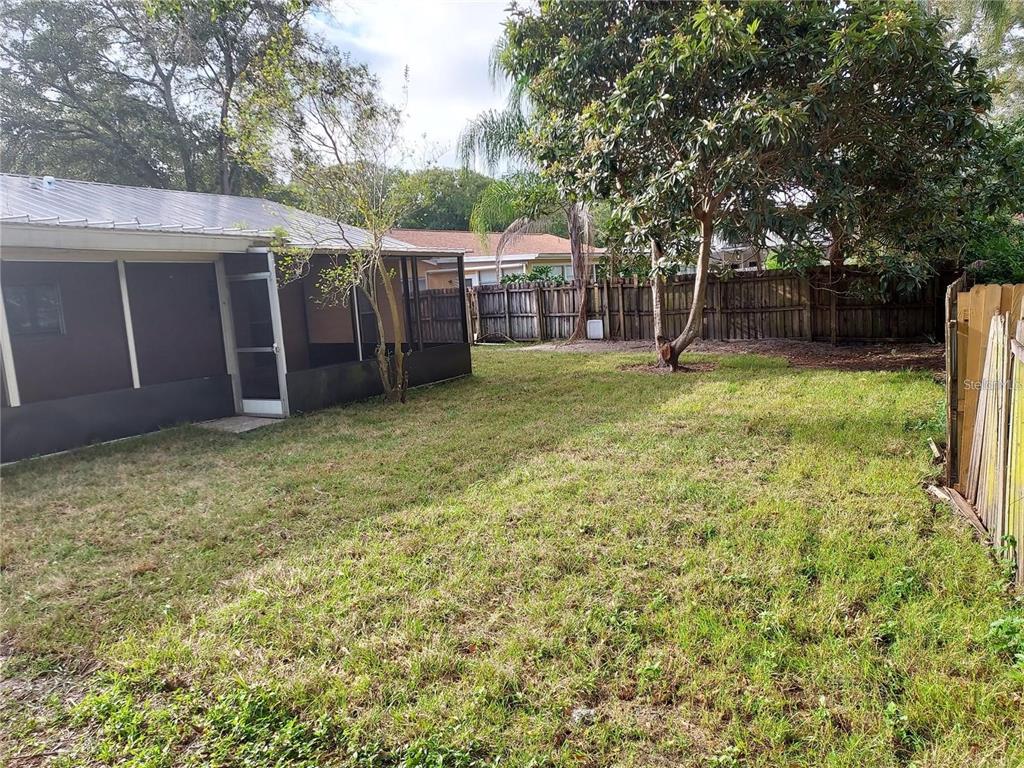 2001 Groveland Road Palm Harbor, FL 34683 - Photo 12 of 23