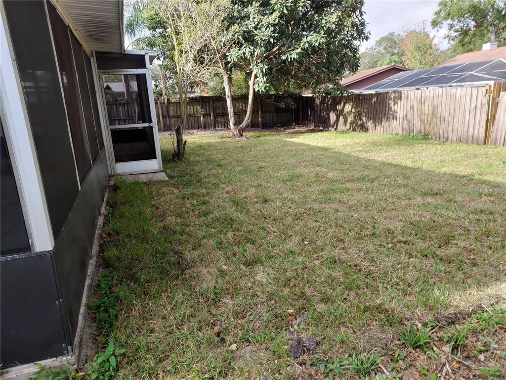 2001 Groveland Road Palm Harbor, FL 34683 - Photo 16 of 23