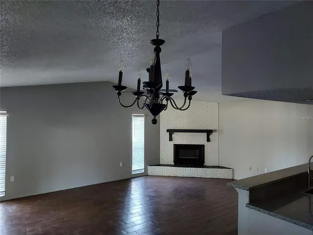 $2,500 | 2001 Groveland Road, Palm Harbor, FL 34683