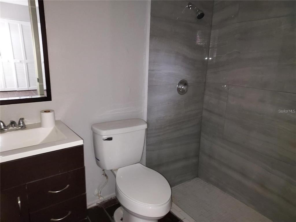 2001 Groveland Road Palm Harbor, FL 34683 - Photo 8 of 23