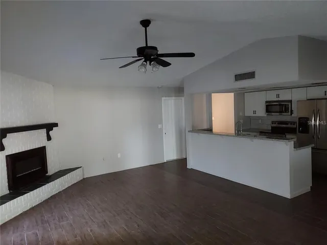 $2,500 | 2001 Groveland Road, Palm Harbor, FL 34683