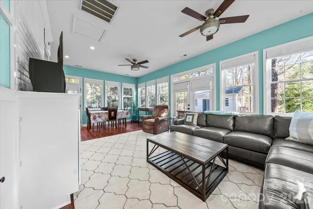 $339,900 | 7980 Glasgow Drive, Laurinburg, NC 28352