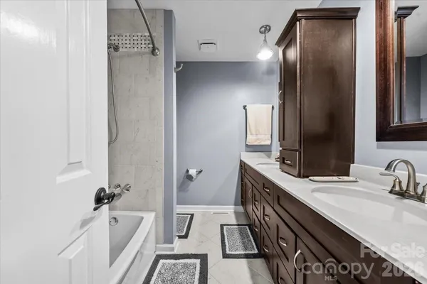 $338,900 | 7980 Glasgow Drive, Laurinburg, NC 28352