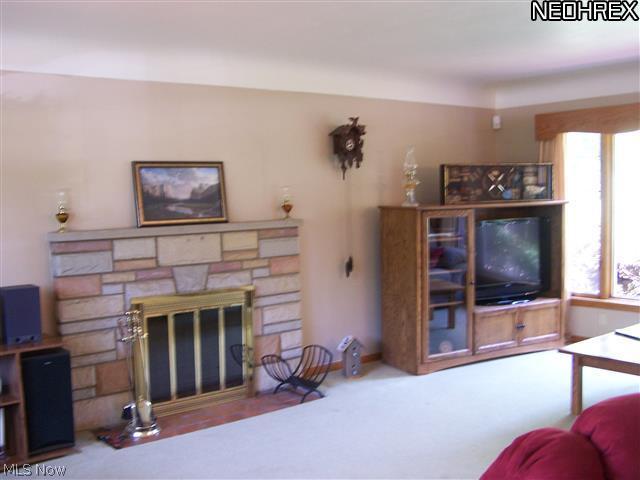 3517 Greenwich Road Norton, OH 44203 - Photo 4 of 19