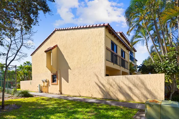 $2,900 | 7734 Balboa Street, Unit 7734, Sunrise, FL 33351